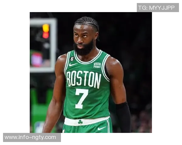 布朗上半场仅出场12分钟马祖拉强调均衡时间下半场表现出色 布朗上半场仅出场12分钟马祖拉强调均衡时间下半场表现出色