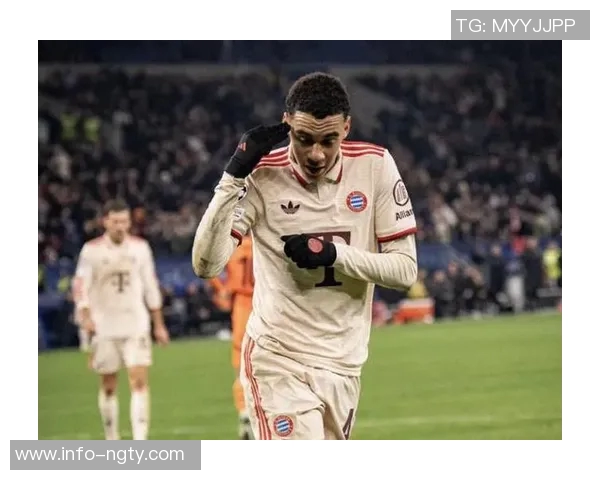 穆西亚拉回忆初入一线队时的压力与欧冠荣光的双重挑战